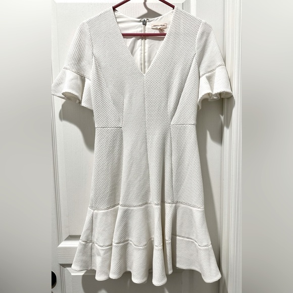 Rebecca Taylor Flirty White V-Neck Diamond Texture Flounced A-line Dress - Picture 3 of 10